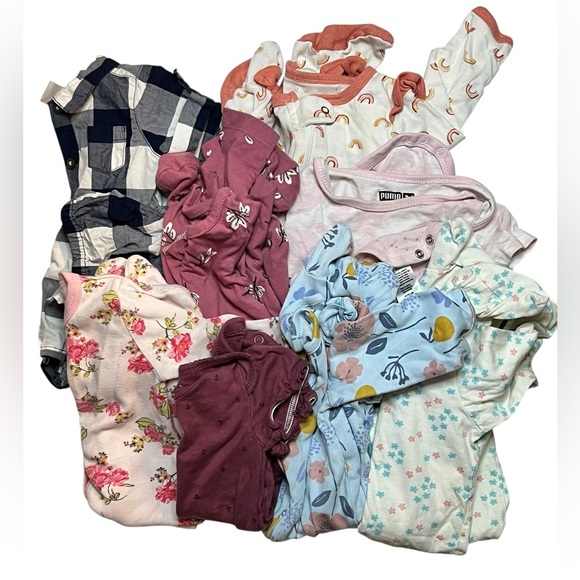 Girls bundle - sleepers, onesies, dress w/ diaper cover Sz. 3 month -3-6 months - Picture 1 of 15